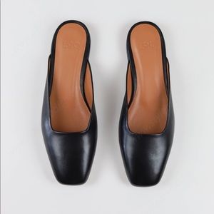 LOQ Lucia Mules in Black